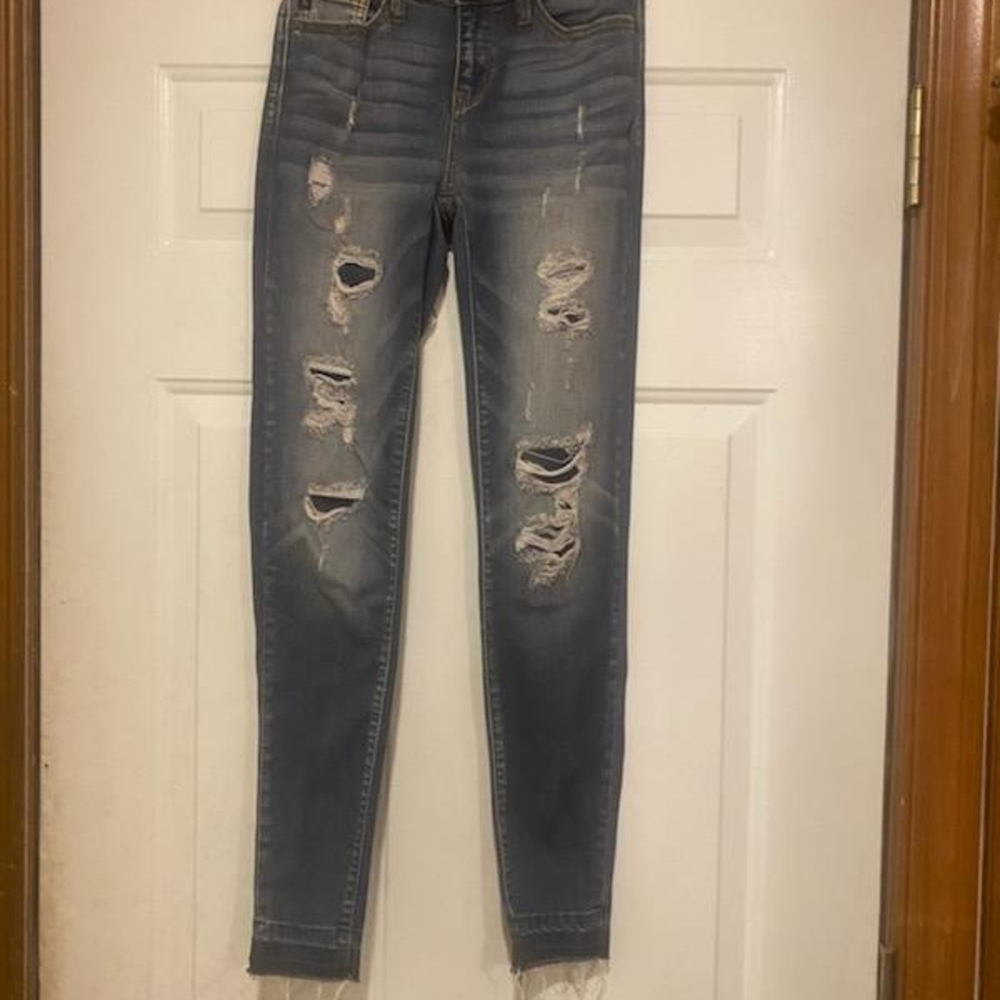 Distressed Skinny Women's Jeans
